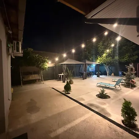House ゲストハウス コスティネシュティ
